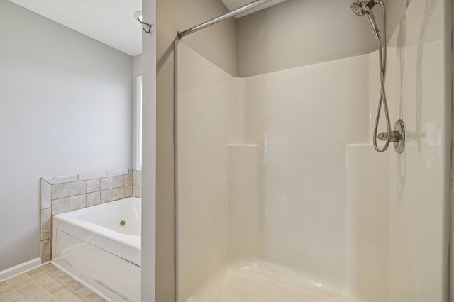 405 Zurich Ct, Clarksville, TN 37040