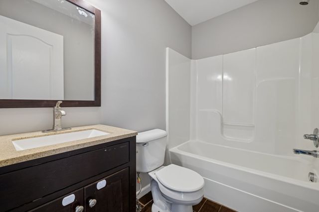 405 Zurich Ct, Clarksville, TN 37040