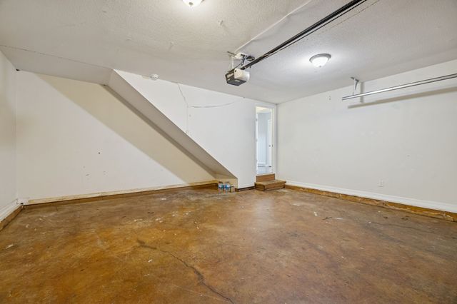 405 Zurich Ct, Clarksville, TN 37040