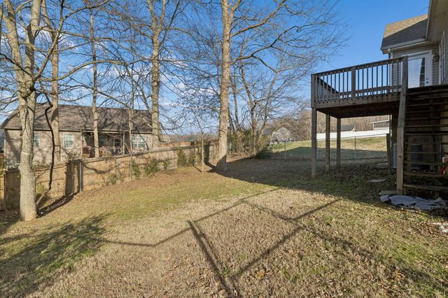405 Zurich Ct, Clarksville, TN 37040