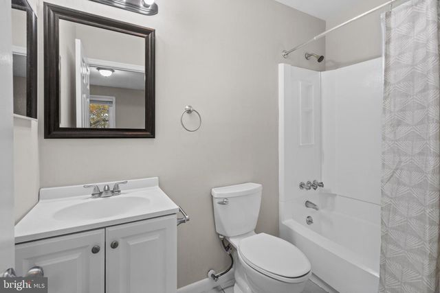 5537 DORAL DR, Wilmington, DE 19808