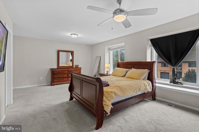 5537 DORAL DR, Wilmington, DE 19808