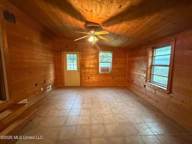 5217 Potts Camp Road, Potts Camp, MS 38659