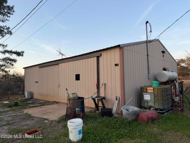 5217 Potts Camp Road, Potts Camp, MS 38659