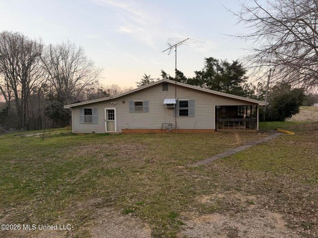 5217 Potts Camp Road, Potts Camp, MS 38659