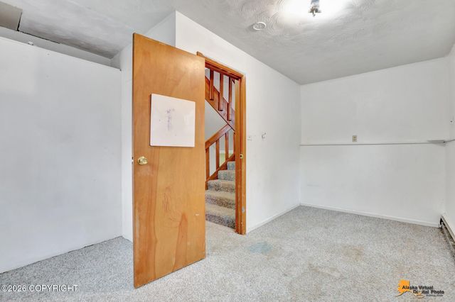 537 W 74th Avenue, Anchorage, AK 99518
