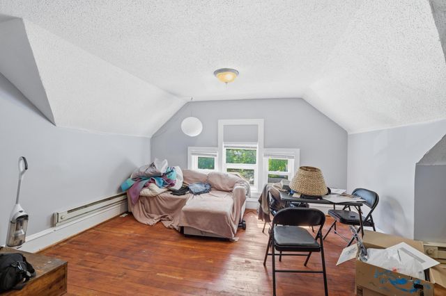 3605 S 3rd Avenue, Minneapolis, MN 55409
