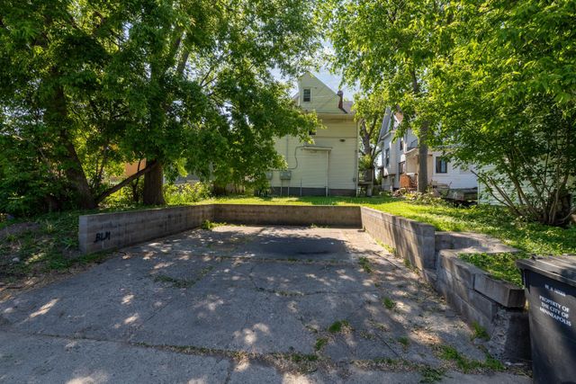 3605 S 3rd Avenue, Minneapolis, MN 55409