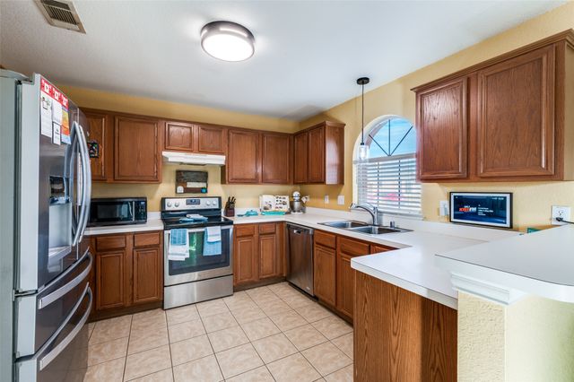 632 Mustang Court, Little Elm, TX 75068