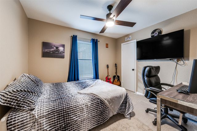 632 Mustang Court, Little Elm, TX 75068