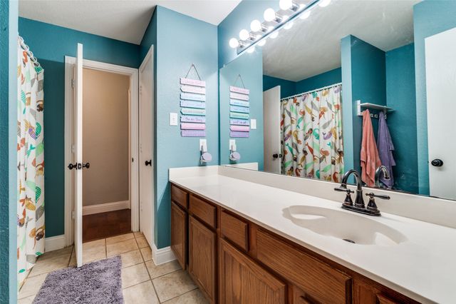 632 Mustang Court, Little Elm, TX 75068