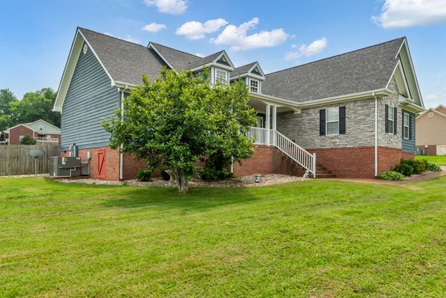 1305 Standing Stone Cir, Columbia, TN 38401