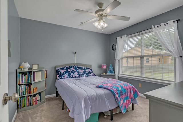 1305 Standing Stone Cir, Columbia, TN 38401