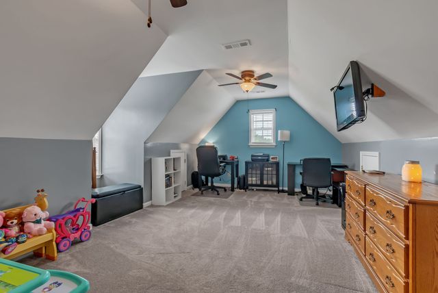 1305 Standing Stone Cir, Columbia, TN 38401