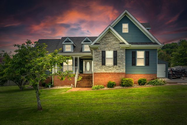 1305 Standing Stone Cir, Columbia, TN 38401