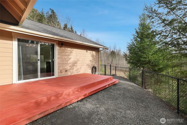 629 Joy Street, Eatonville, WA 98328