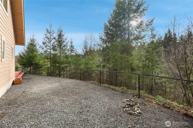 629 Joy Street, Eatonville, WA 98328