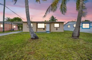 451 SW 28th Ave, Fort Lauderdale, FL 33312