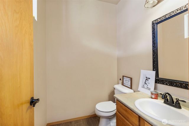 734 Glenmore Loop, Port Orchard, WA 98366