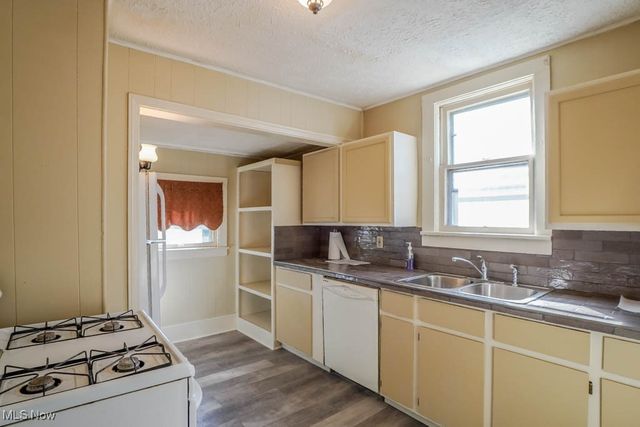 1532 Vine Avenue SW, Canton, OH 44706