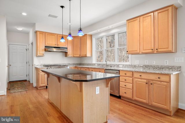 1021 ALBERT RENNOLDS DR, Fredericksburg, VA 22401