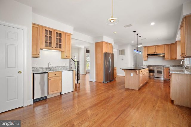 1021 ALBERT RENNOLDS DR, Fredericksburg, VA 22401