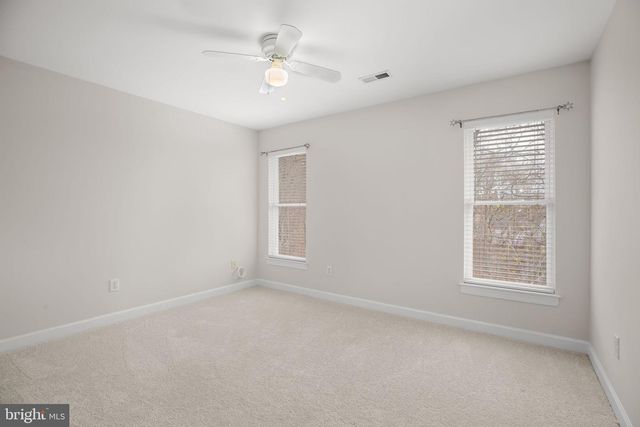 1021 ALBERT RENNOLDS DR, Fredericksburg, VA 22401