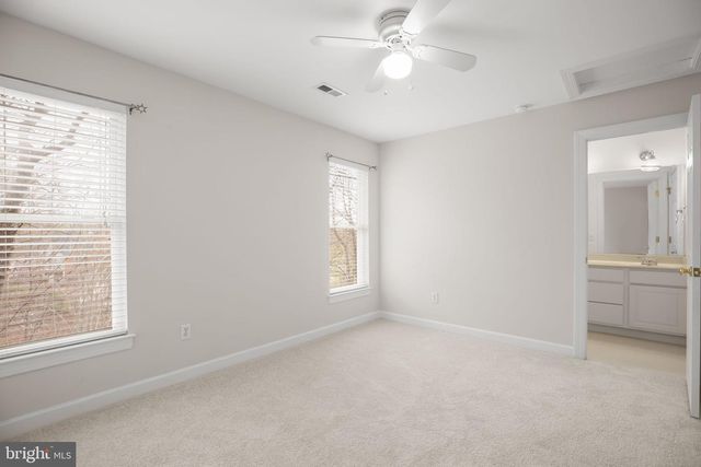 1021 ALBERT RENNOLDS DR, Fredericksburg, VA 22401