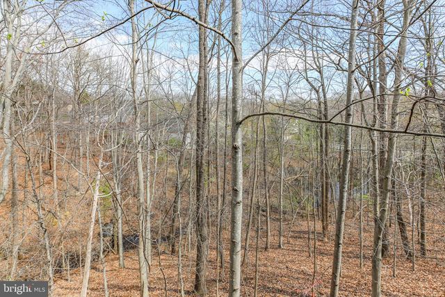 1021 ALBERT RENNOLDS DR, Fredericksburg, VA 22401