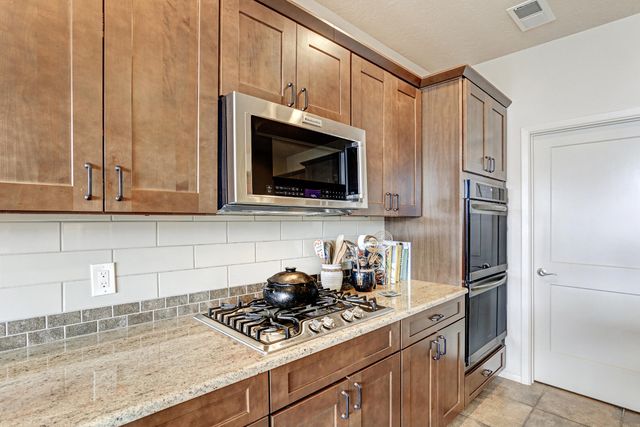 312 Pinnacle Drive SE, Rio Rancho, NM 87124