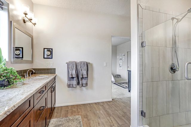 312 Pinnacle Drive SE, Rio Rancho, NM 87124