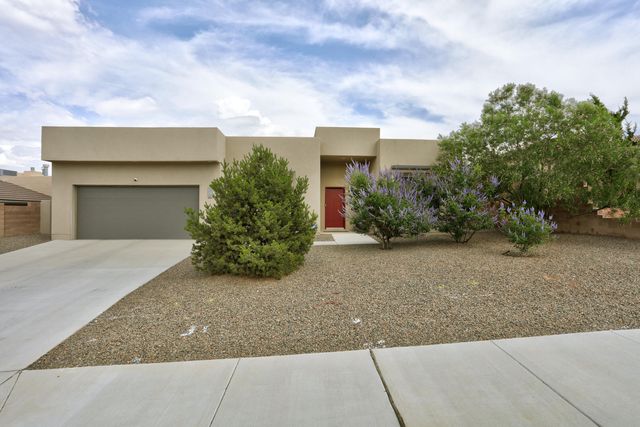 312 Pinnacle Drive SE, Rio Rancho, NM 87124