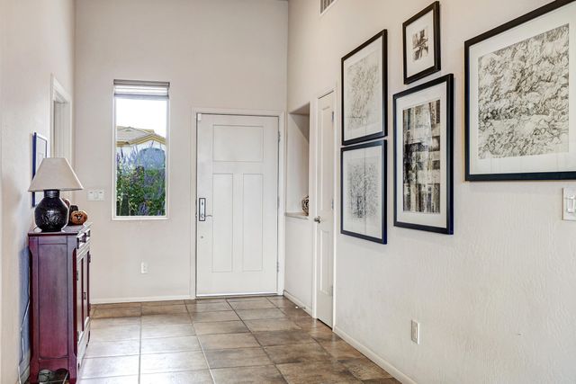 312 Pinnacle Drive SE, Rio Rancho, NM 87124
