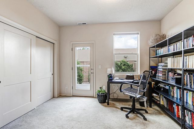 312 Pinnacle Drive SE, Rio Rancho, NM 87124