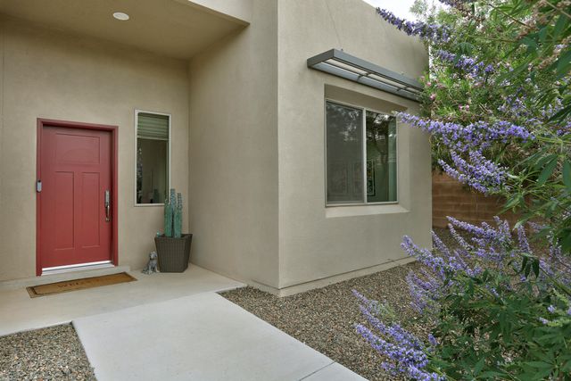 312 Pinnacle Drive SE, Rio Rancho, NM 87124
