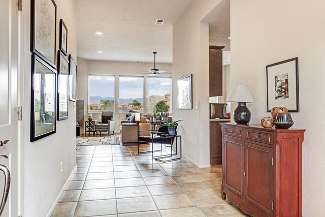 312 Pinnacle Drive SE, Rio Rancho, NM 87124