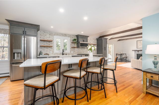 1354 Route 134, South Dennis, MA 02660