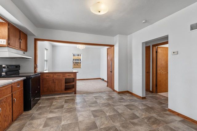 3474 E Sivyer AVENUE, Saint Francis, WI 53235