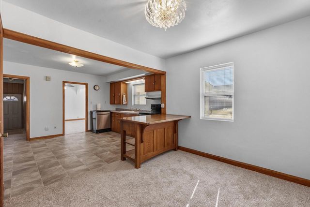 3474 E Sivyer AVENUE, Saint Francis, WI 53235