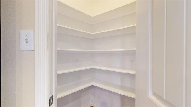 2900 Horseback Court, College Station, TX 77845