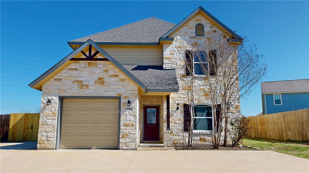 2900 Horseback Court, College Station, TX 77845