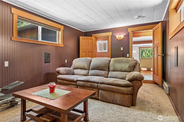 482 W Lake Samish Drive, Bellingham, WA 98229