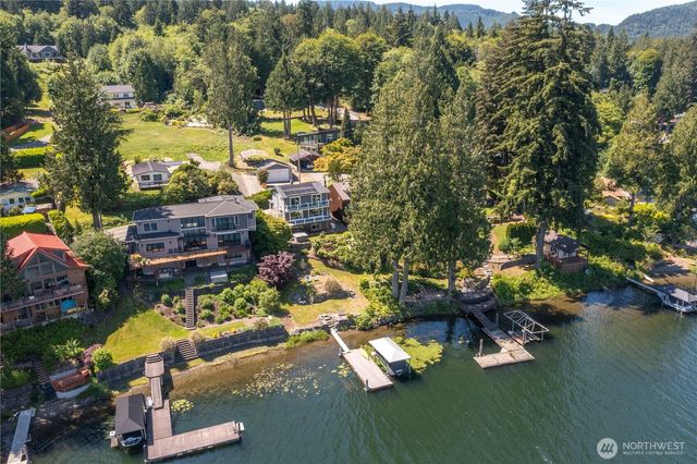 482 W Lake Samish Drive, Bellingham, WA 98229