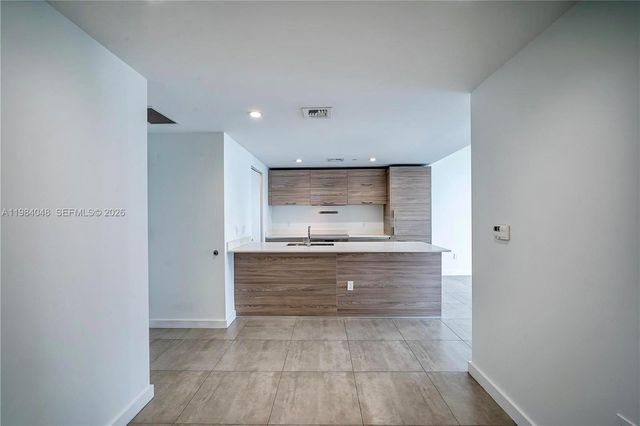 1300 S Miami Ave 1804, Miami, FL 33130