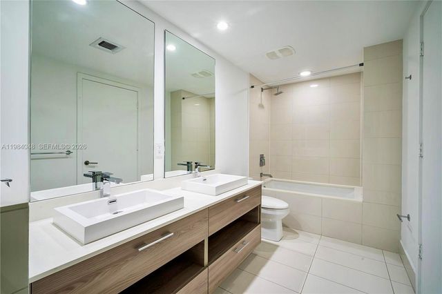 1300 S Miami Ave 1804, Miami, FL 33130