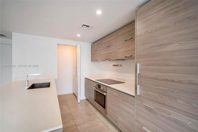 1300 S Miami Ave 1804, Miami, FL 33130