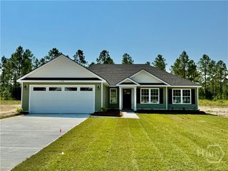 152 River Bluff Way, Ellabell, GA 31308
