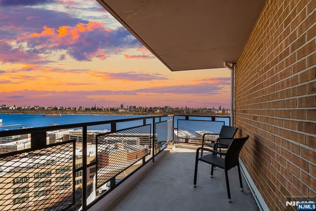 8800 Boulevard East 005E, North Bergen, NJ 07047