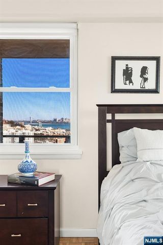 8800 Boulevard East 005E, North Bergen, NJ 07047