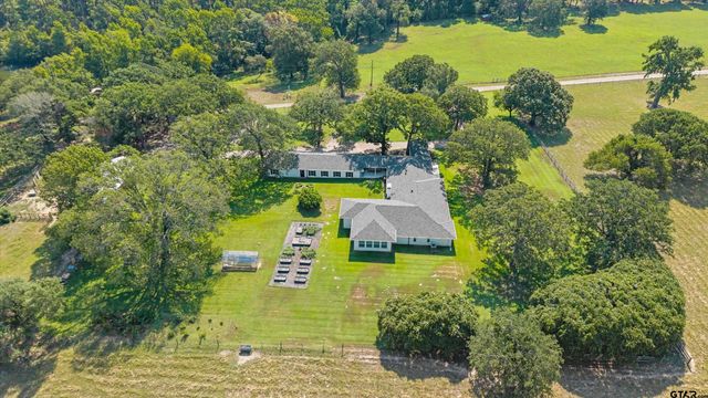 20418 FM 16, Lindale, TX 75771